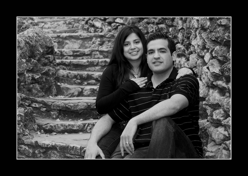 Engagement portrait of couple at Japanese Tea Gardens